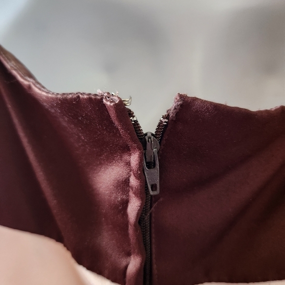 Elegant A-line dress by Alfred Angelo - Picture 7 of 12